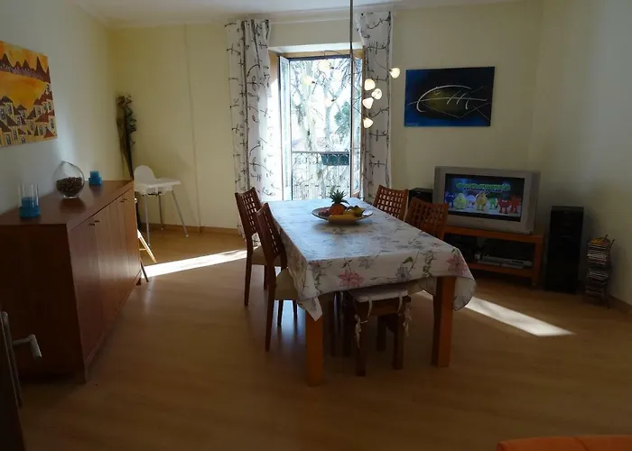 Alfama 28 Tram Appartement *