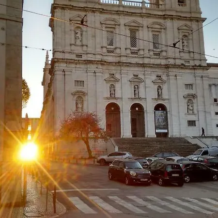 Alfama 28 Tram Lisboa